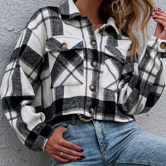 Tops - Black and White Plaid Button Down Overcoat in L